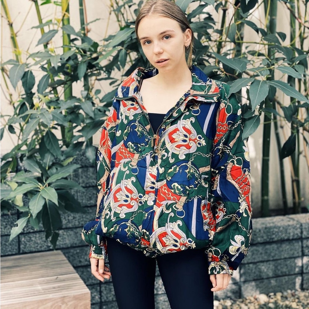 Silk bomber